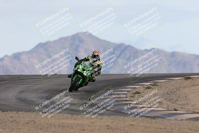 media/Nov-16-2025-Race Pace (Sun) [[8c5fa54630]]/Non Verified Riders (1st 20 Minutes)/6-Turn 12 (2pm)/